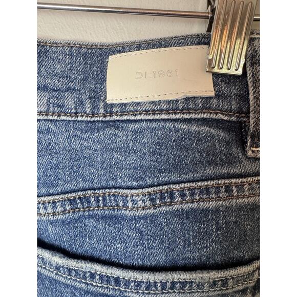 DL1961 Hepburn High Rise Wide Leg Jeans 32" Sz 26 In East Lake MSRP $219 NWT - Picture 15 of 16